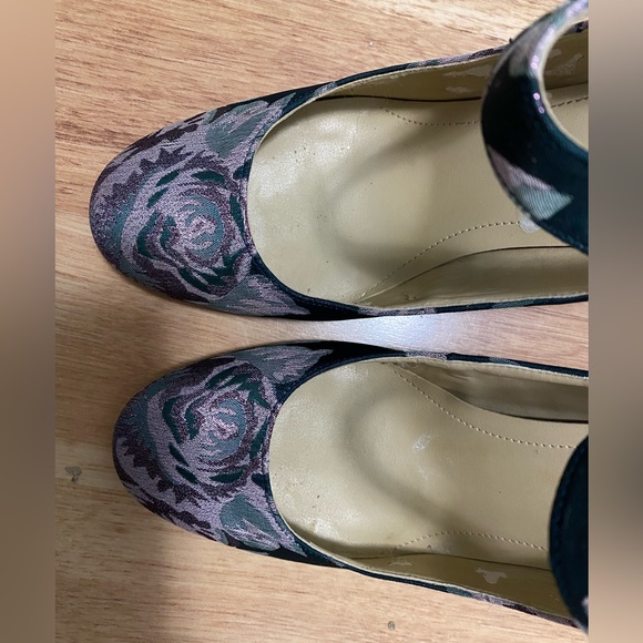 Marc Fisher Green & Pink Glitter Block Heels Mary Jane’s Size 8 - Picture 14 of 16